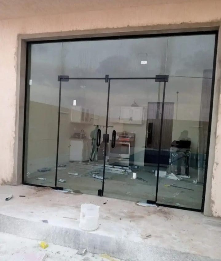 زجاج سكريت في الدمام